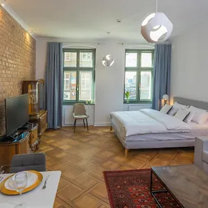 Provenir Strzelecka 25 Апартаменты Познань