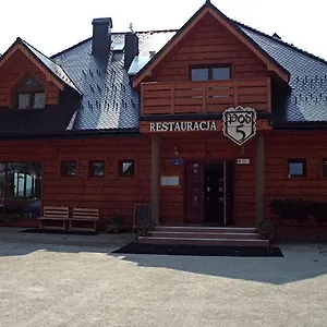 pensjonat-pod-5.karpacz-hotel.com/